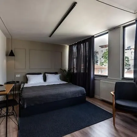 Madre Suites Apart-hotel